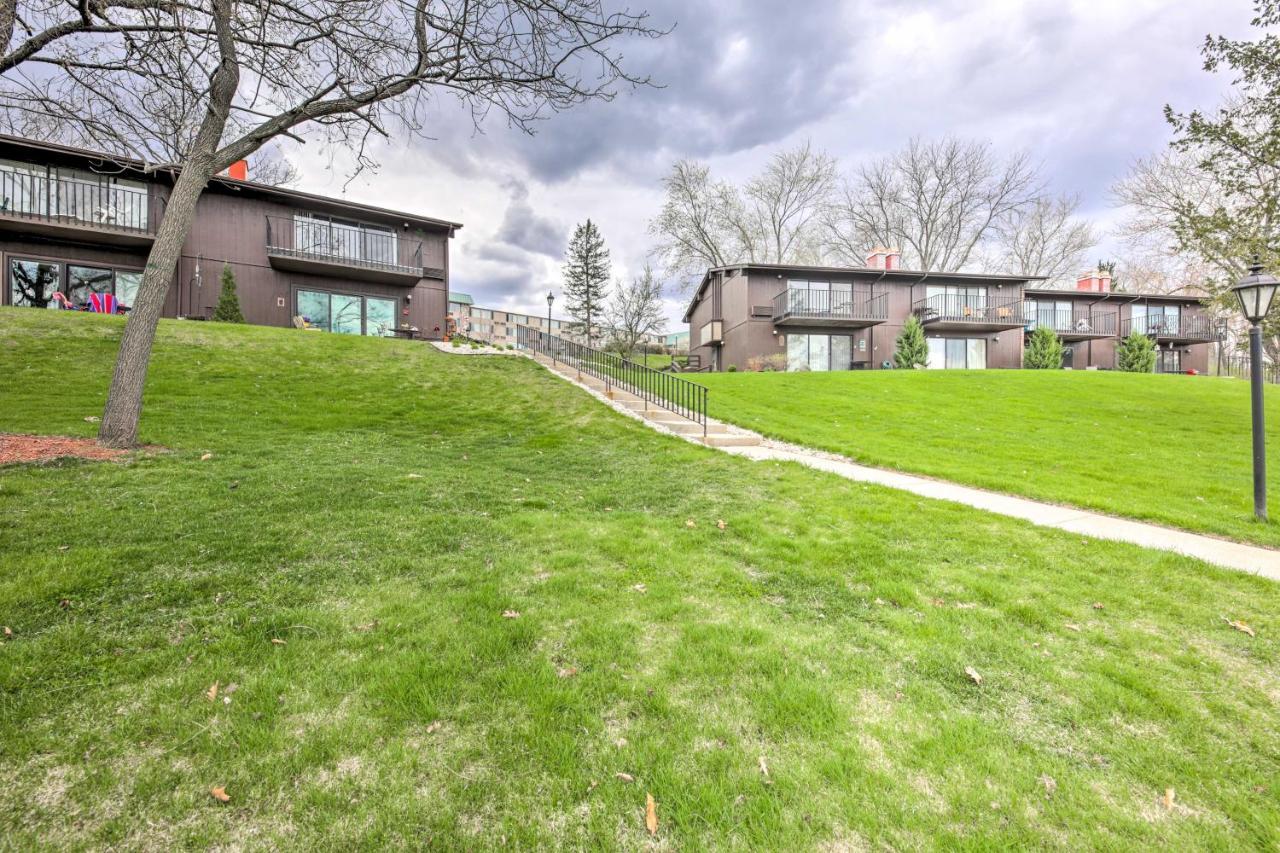 Interlaken Villa With Patio, Steps To Ridge Resort! بحيرة جنيف المظهر الخارجي الصورة